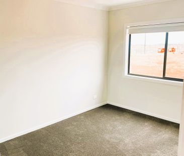 A Home That Welcomes Every Chapter! - Photo 6