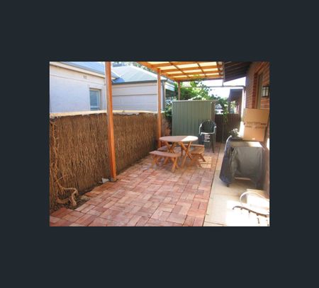 2/453 The Parade, Kensington Gardens, SA 5068 - Photo 2