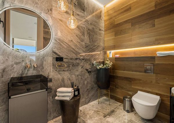 6 bedroom luxury Villa for rent in Nueva Andalucia, Spain