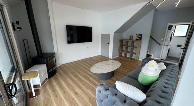 Panoramic views in Kelvin Heights - Photo 1