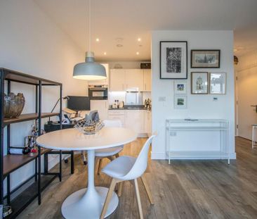 Studio to rent - Photo 6