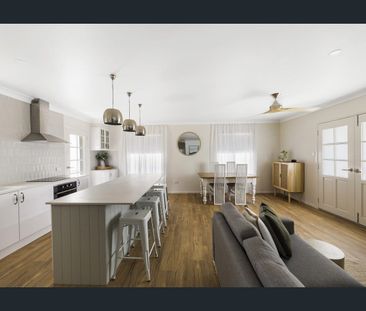 Charming Home with Stunning City Views - Photo 3