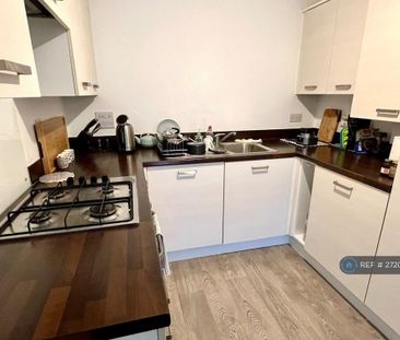 1 bedroom flat to rent - Photo 4