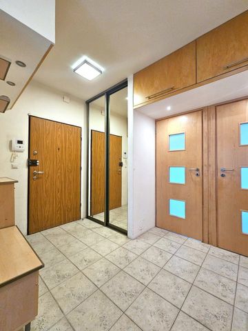 Ursynów Natolin, trzy pokoje, dwa balkony, garaż 64 m² - Photo 4