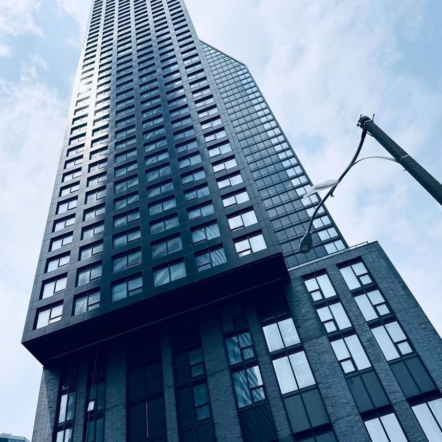 For Lease - 8 Wellesley Street Unit# 4705, Toronto, Ontario - Photo 1