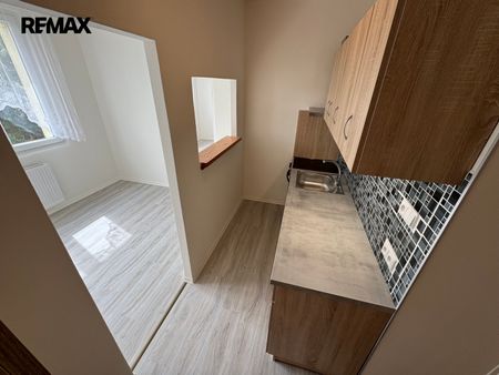 Pronájem bytu 2+kk v osobním vlastnictví 35 m², Kaznějov - Photo 3