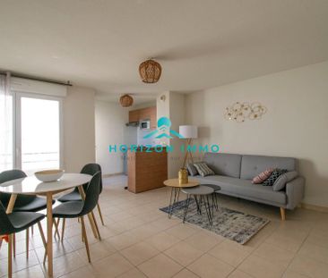 Location Appartement 2 pièces 45m² ST LAURENT DU VAR 06700 - Photo 3