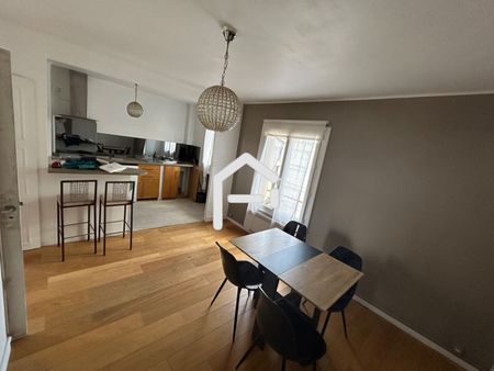 A louer: MATABIAU - Appartement duplex T2 bis 77 m2 avec terrasse. - Photo 2