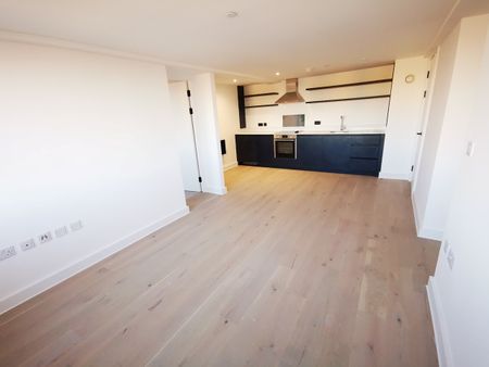 2 Bed Flat, Spinners Way, M15 - Photo 3