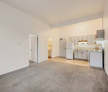 Grand Central - 1 Bedroom - Available Now - Photo 4