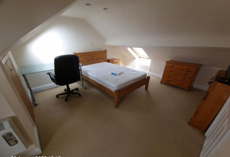 6 bedroom house to rent - Photo 2