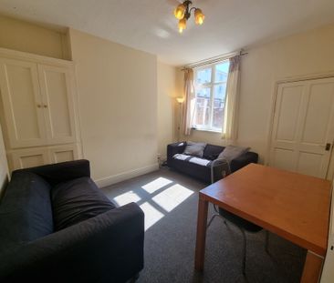 4 Bed Student Accommodation - Photo 1