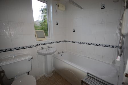1 bedroom apartment to rent - Photo 5