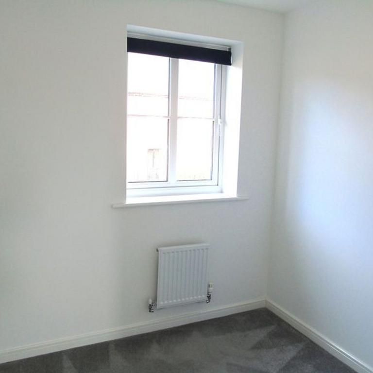 2 bedroom semi-detached house to rent - Photo 1