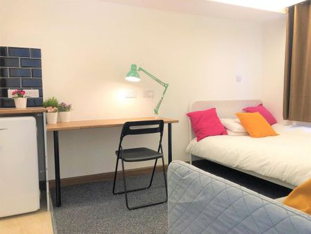 Studio to rent - Photo 2