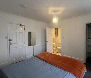 Sterte Road, Poole, Dorset, BH15 2AH - Photo 2