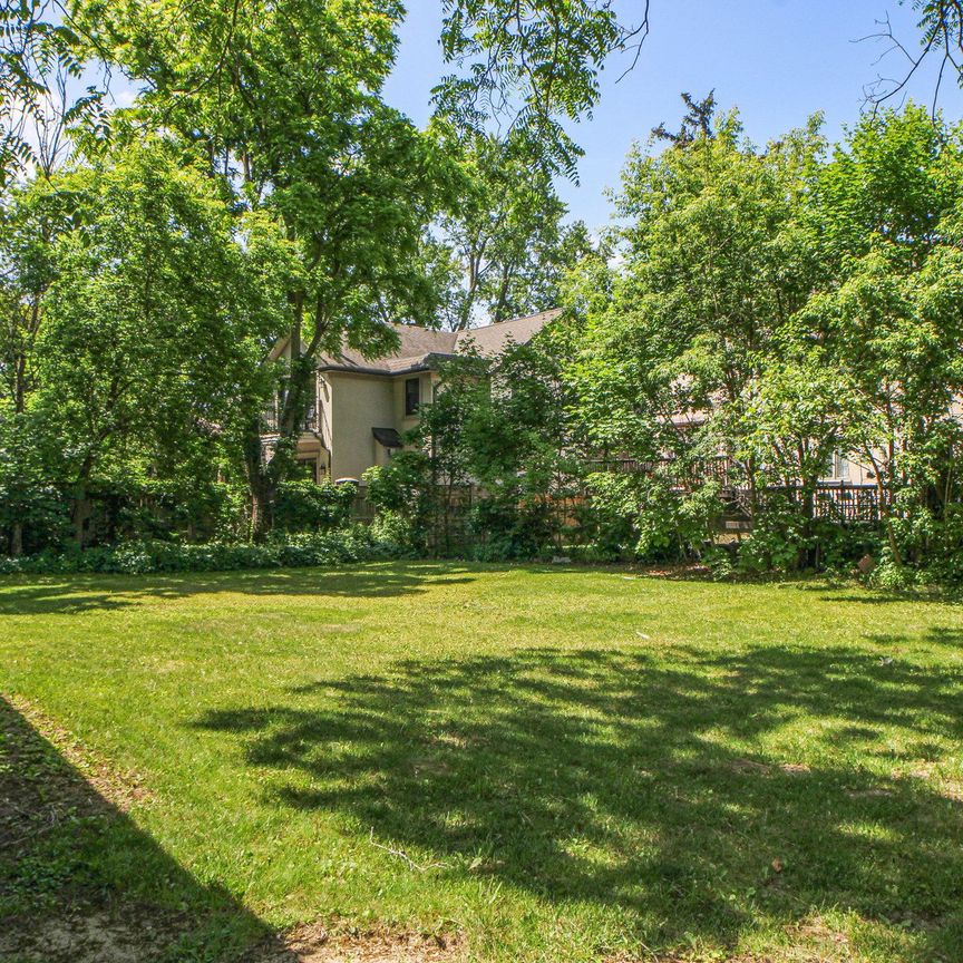 For Lease - 33 Centre Street Unit# Unit B, Vaughan, Ontario - Photo 1