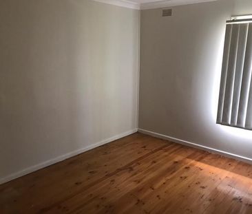 Cheap As Chips - Photo 3