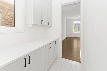 For Lease - 11 Wintergreen Lane, Adjala-Tosorontio, Ontario - Photo 2