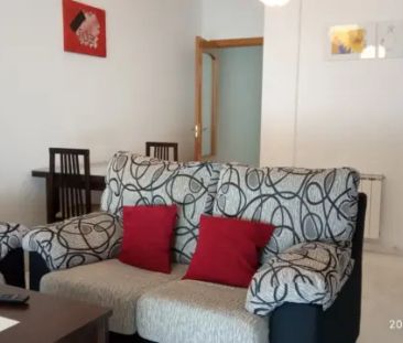 Apartamento en alquiler en Calle Centro, Número 0 - Foto 2