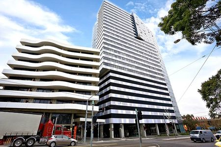 2002/18 Mt Alexander Road, Travancore VIC 3032 - Photo 2