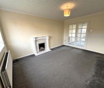 3 Bedroom Semi Detached To Let - Photo 2