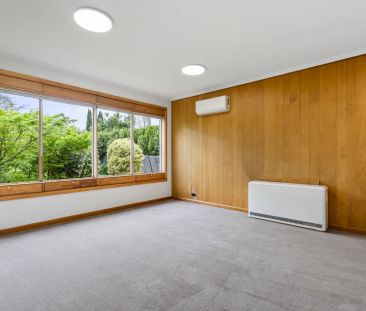 Comfortable Living in a Quiet Glen Iris Street - Photo 4