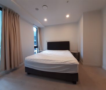 CBD Apartment - Photo 3