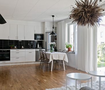 Odlingsgatan, Ytterby - Photo 2