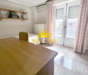 3 BEDROOM APARTMENT - ROJALES - Photo 4