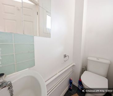 Wetherby Gardens, Totton, SO40 - Photo 6