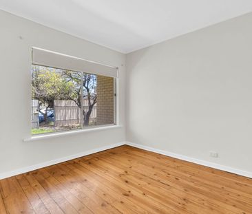 Ground Floor Unit in Small Complex! - Photo 6