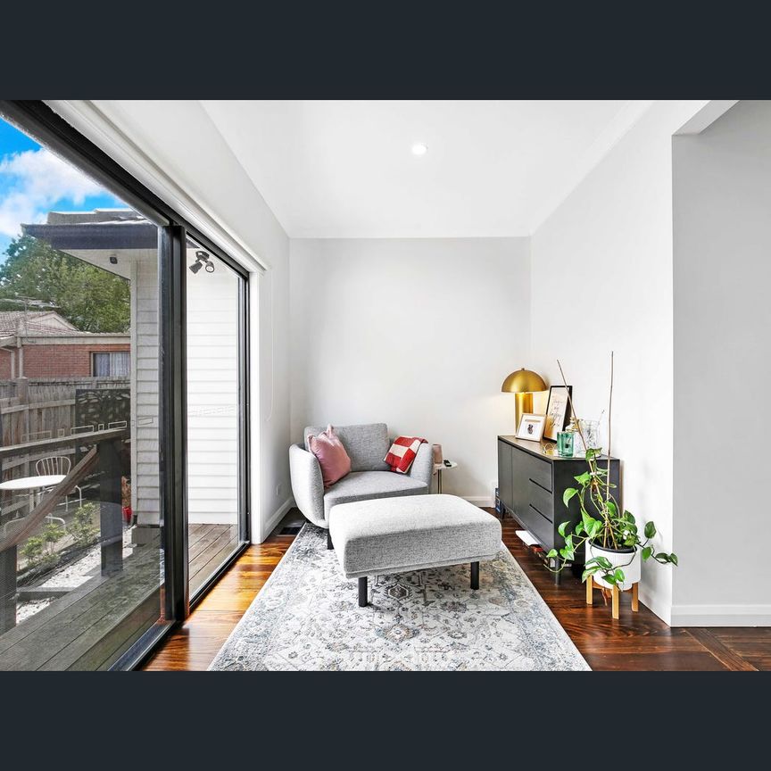 1/185 Henry Street, Greensborough, Vic 3088 - Photo 1