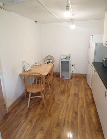 1 bedroom house to rent - Photo 2