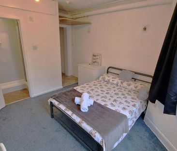 9 bedroom house share to rent - Photo 4