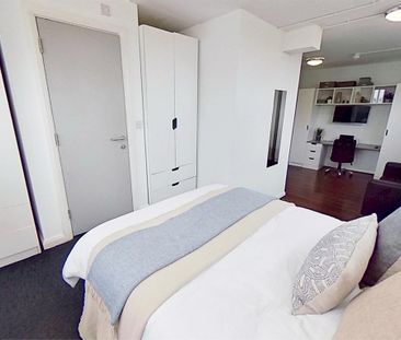 Studio to rent - Photo 2