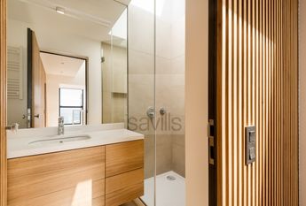 T2+1 Triplex, Arrendamento, Sra. da Luz (Foz) | Porto