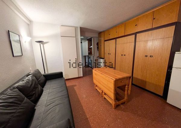 Alquiler de estudio en Calle Gabarra, 3