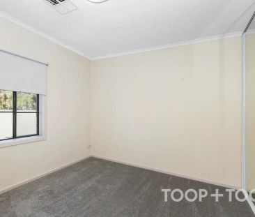 8/16 Parkdale Crescent, Mawson Lakes SA 5095 - Photo 3