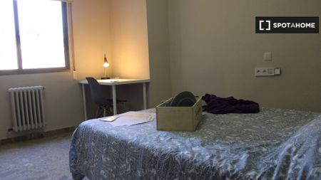 valencia, Valencian Community 46002 - Photo 3