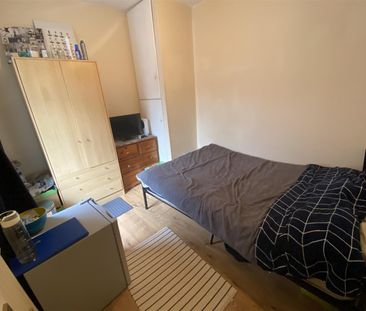 Room For Rent Brook Street, Pontypridd - Photo 4