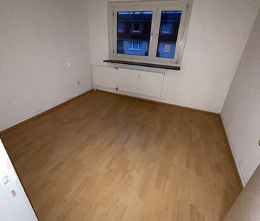 gemütliche Wohnung mit Balkon! - Foto 1