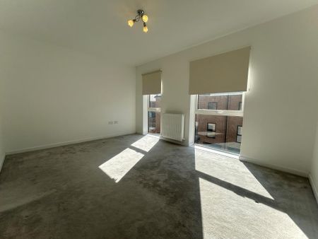 3 bedroom terraced house to rent - Photo 2