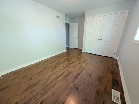 All Inclusive 3 Bedroom Main Unit in St. Catharines! - Photo 5