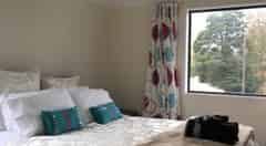 2-Bedroom Townhouse in the Heart of Christchurch City - unfurnished - Photo 5