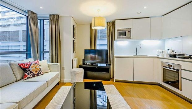 3 bedroom flat to rent - Photo 1