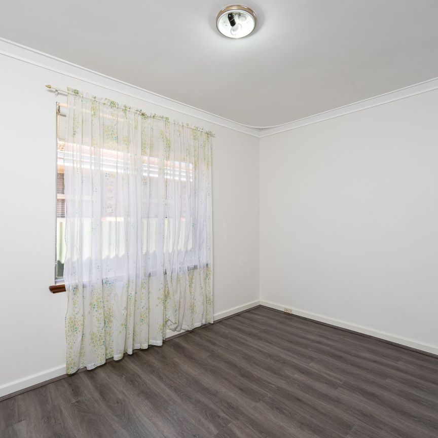 &ast;&ast; Walk to Morley Galleria&excl;&excl; &ast;&ast; - Photo 1