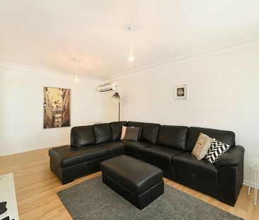 Spacious 3 Bedroom Home in a Quiet Charlestown Location - Photo 2