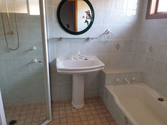 Ray White Real Estate Parkes - Photo 1