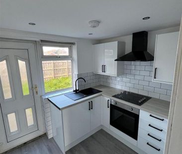 2 bedroom house share to rent - Photo 5